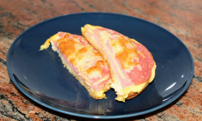 Вкусни топли сандвичи