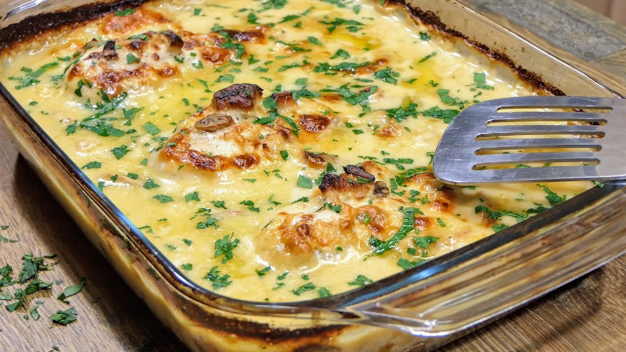 Винаги сполучлива и много вкусна рецепта. Пълнени пилешки гърди във вкусен сос