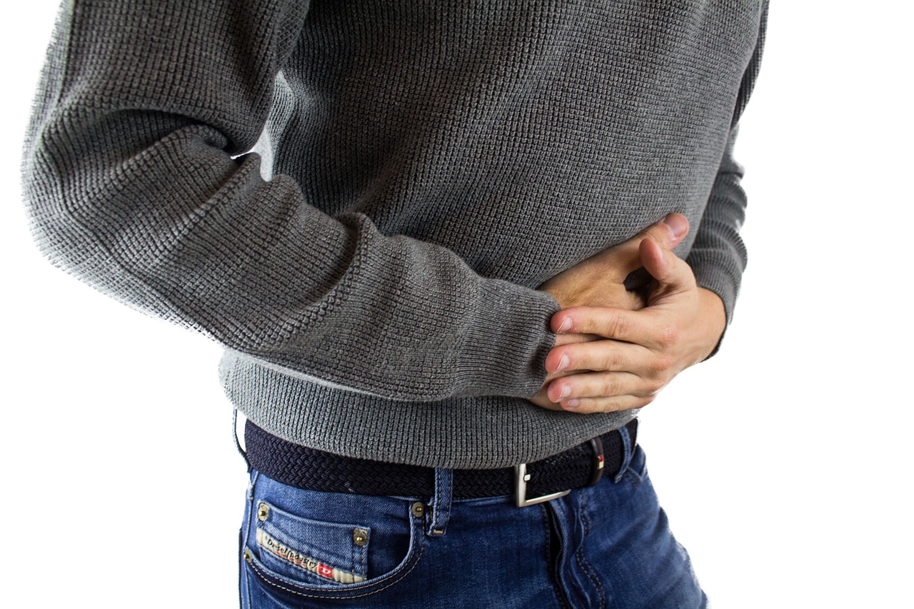 Как естествено да облекчите симптомите на болестта на Крон 2 stomach pain 2821941 1280