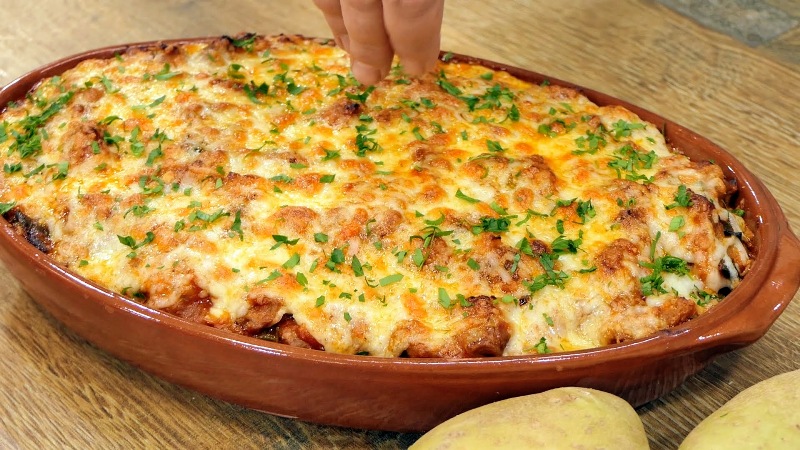 картофи и месо
