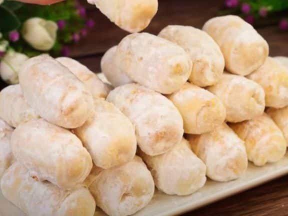 Пръхкави сладки по рецепта на баба за 15 минути! Проста и много вкусна рецепта