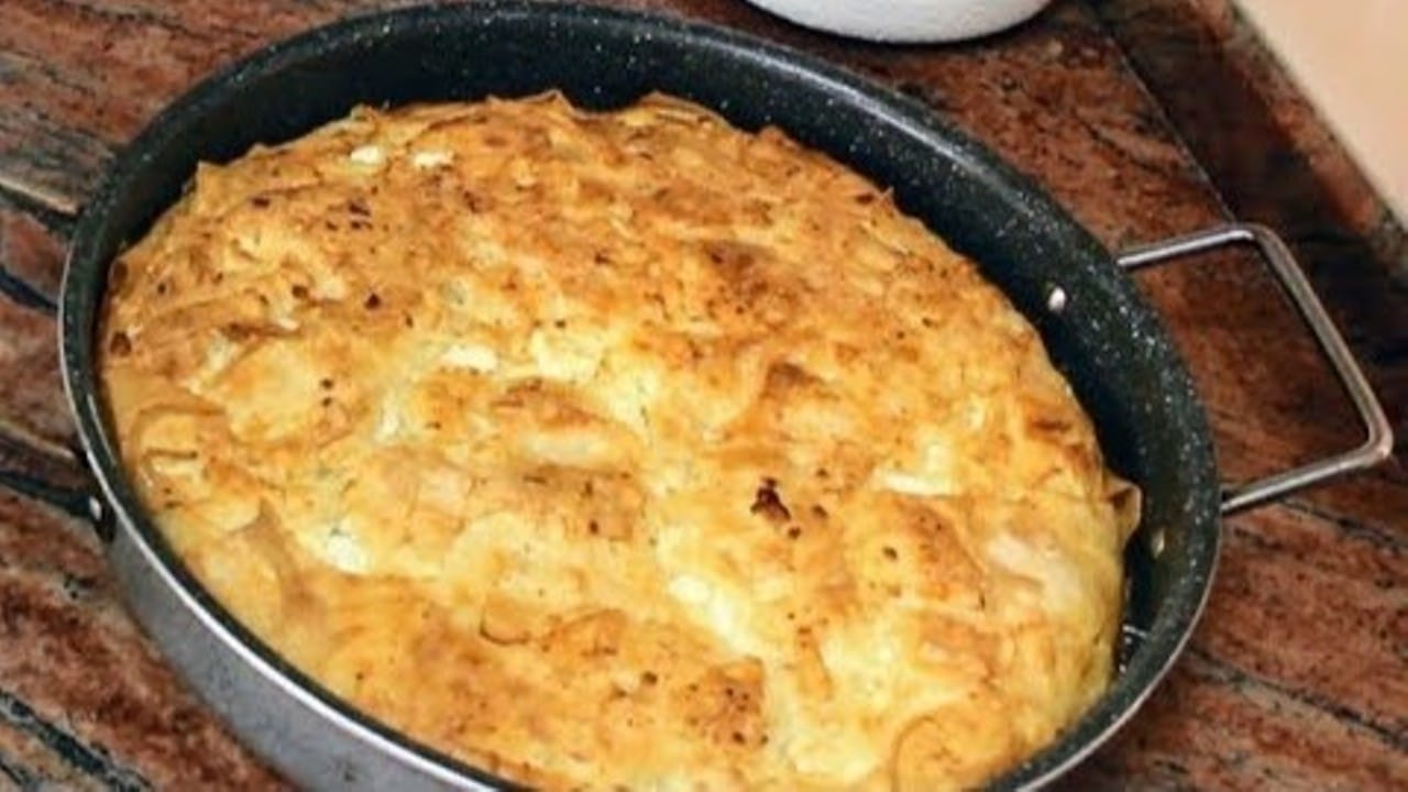 Най-вкусната баница с готови кори – все едно е с домашни!