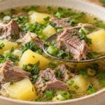 agneshka-supa-s-kartofi-i-zelen-luk-v-kupa-s-lazhitsa-s-meso-i-kartof