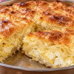 banitsa-makarina-s-yaytsa-sirene-i-maslo-s-domashno-tocheni-kori